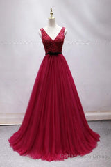 Elegant A-line V-neck Long Prom Dresses Tulle Appliques Beaded Formal Dresses