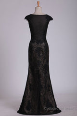 Black Off The Shoulder Sheath Prom Dresses Lace&Tulle Floor Length With Applique & Slit