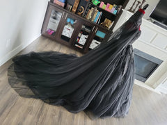 Black Full Ballgown With High Neck Veil Wedding Dress, Bridal Gown With Long Train Sleeveless Sweetheart Strapless