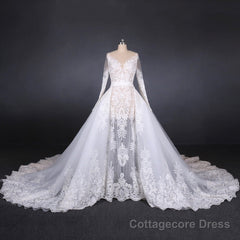 Elegant Long Sleeves Lace Wedding Dresses Beautiful Bridal Dresses