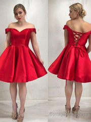 A-Line/Princess Off-the-Shoulder Short/Mini Satin Homecoming Dresses With Ruffles