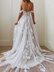 A-line/Princess Square Court Train Tulle Wedding Dress with Appliques Lace