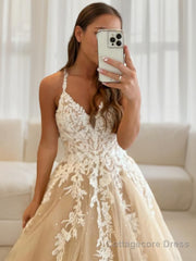 A-Line/Princess V-neck Floor-Length Tulle Prom Dresses With Appliques Lace