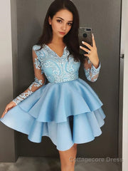 A-Line/Princess V-neck Short/Mini Satin Homecoming Dresses