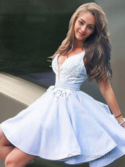 A-Line/Princess V-neck Short/Mini Satin Homecoming Dresses