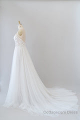 Amazing Long A-line Chapel Train Appliques Tulle Backless Wedding Dress