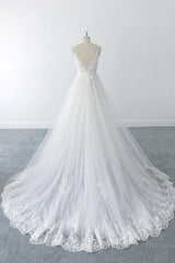 Amazing Long A-line V-neck Ruffle Appliques Tulle Wedding Dress