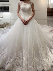 Ball Gown Bateau Court Train Tulle Wedding Dresses With Appliques Lace