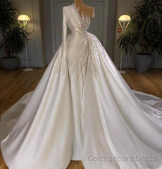 Charming One Shoulder Satin Mermaid Bridal Gowns Pearls Beading Party Gowns