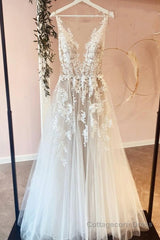 Classy Long A-line Tulle Appliques Lace Wedding Dress