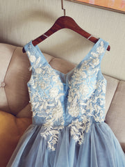 Cute V Neck Light Blue Tulle Lace Short Prom Dress Blue Homecoming Dress