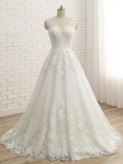 Elegant V-Neck Lace Ball Gown Wedding Dresses