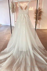 Fabulous Sweetheart Long V-Neck Sleeveless Lace Wedding Dresses Online