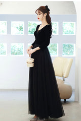 Black V-neck long sleeve prom dress evening dress