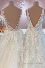 Glamorous Long A-Line Open Back Tulle Appliques Lace Wedding Dress