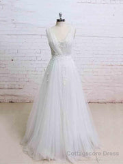 Glamorous Long A-line V-Neck Backless Tulle Wedding Dresses