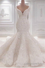 Gorgeous Long Mermaid V-neck Appliques Lace Ruffles Wedding Dress