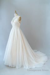 Long A-line Spaghetti Strap Lace Tulle Backless Wedding Dress