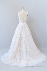 Long A-line Sweetheart Appliques Lace Tulle Wedding Dress