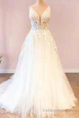 Long A-Line Sweetheart Spaghetti Straps Tulle Wedding Dress