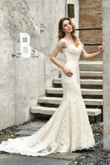 Mermaid Ivory V neck Lace Wedding Dresses with Ruffless Train