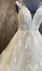 Open Back Tulle/Lace Wedding Dress with Ruffle Skirt