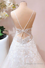 Romantic Long A-line Spaghetti Straps Appliques Lace Tulle Wedding Dress