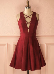 Sexy A-Line V-neck Sleeveless Burgundy Short Homecoming Prom Dress