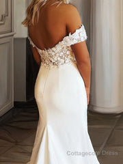 Sheath/Column Off-the-Shoulder Sweep Train Stretch Crepe Wedding Dresses With Appliques Lace