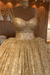 Spaghetti Straps Gold Beaded Lace Evening Dress Luxurious Ball Gown Princess Open Back Prom Party Gowns