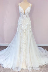 Stunning Long A-Line Tulle Sweetheart Appliques Lace Wedding Dress