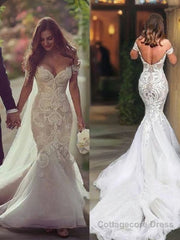 Trumpet/Mermaid Off-the-Shoulder Chapel Train Tulle Wedding Dresses