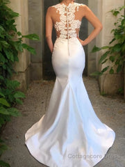 Trumpet/Mermaid Scoop Court Train Satin Wedding Dresses With Appliques Lace