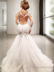 Trumpet/Mermaid V-neck Court Train Tulle Wedding Dresses With Appliques Lace