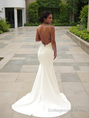 Trumpet/Mermaid V-neck Sweep Train Stretch Crepe Wedding Dresses