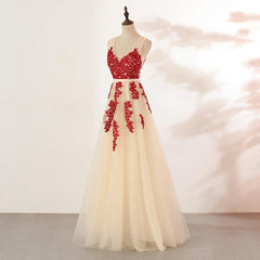 Classy Outfit Women, Ivory Tulle With Red Lace Applique V Neckline Prom Dress